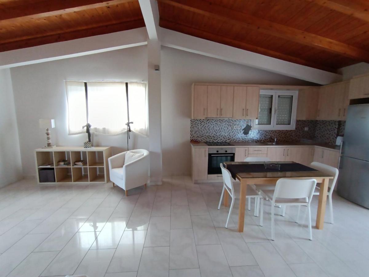 Endless Seaview Apartment B Αλυκών Εξωτερικό φωτογραφία
